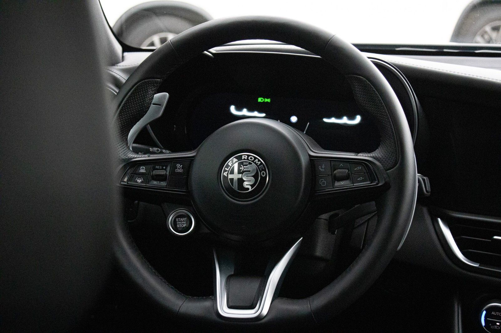 Fahrzeugabbildung Alfa Romeo Giulia MY23 Veloce 2.0T vom AR Vertragshändler