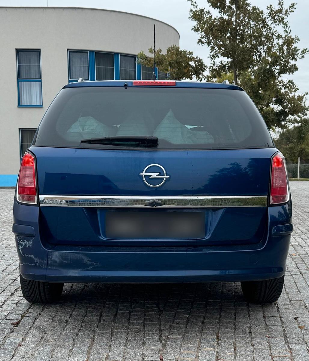 Opel Astra 2006 — photo 5