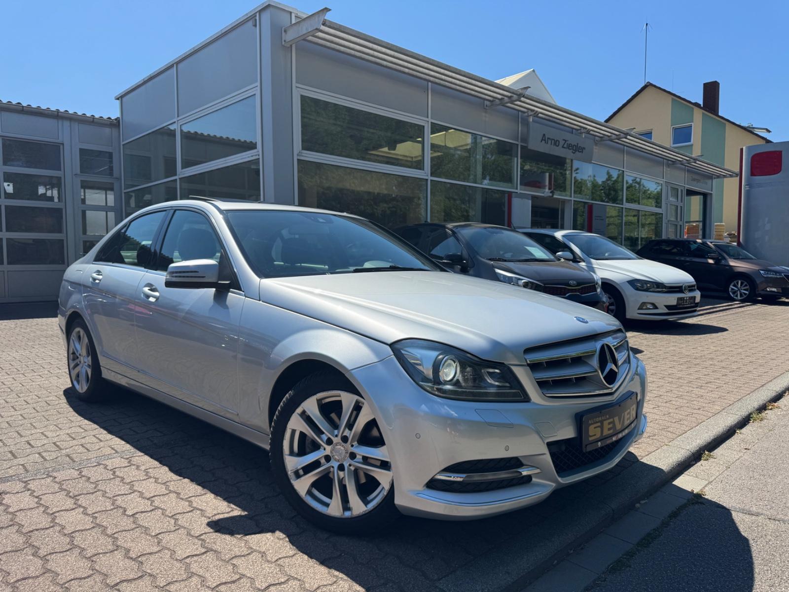 Mercedes-Benz C 200 Lim. *AHK/NAVI/LED/Rentnerfahrzeug*