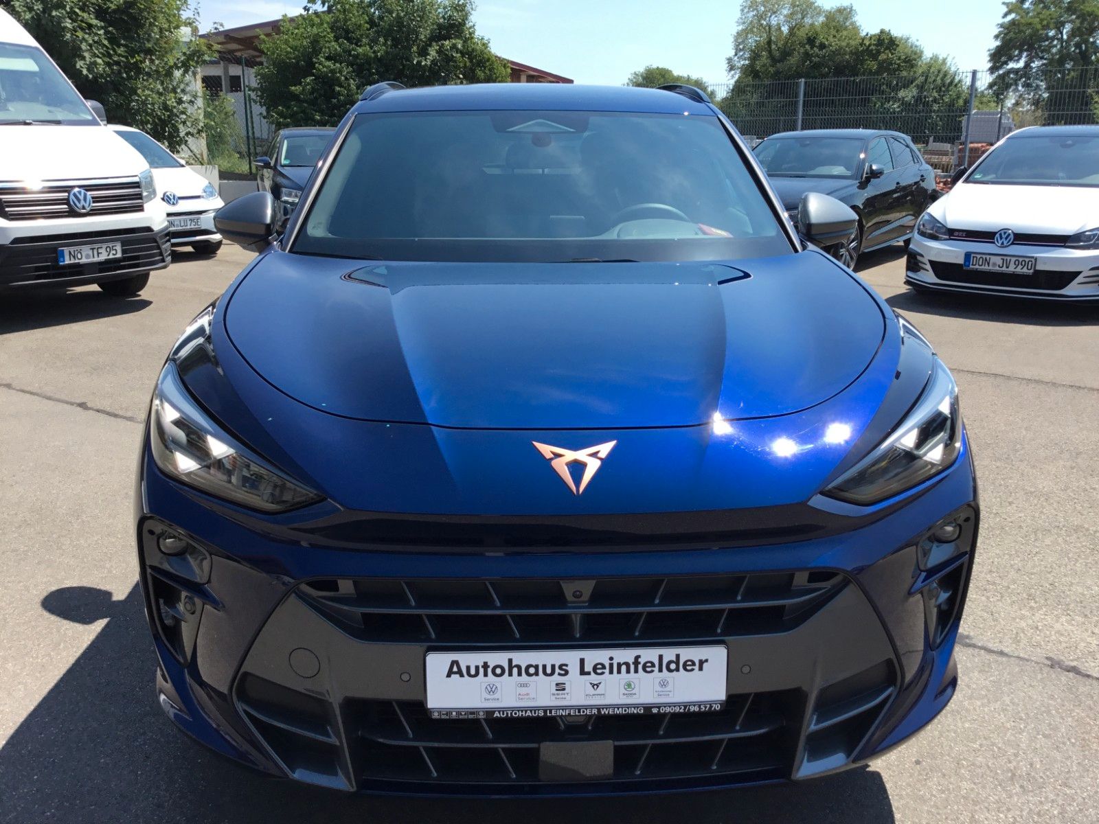 Fahrzeugabbildung CUPRA Terramar 1.5 eTSI DSG+AHK+360°+Headup+ACC