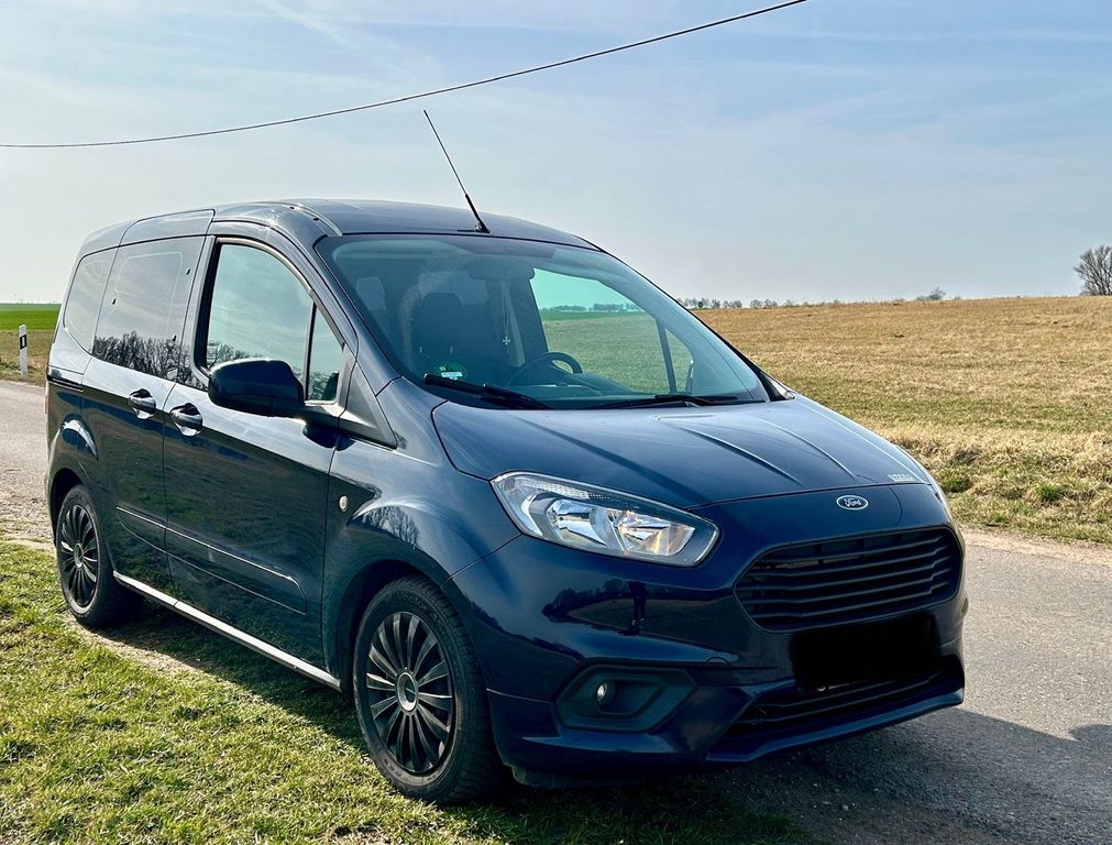 Image of Ford Tourneo Courier