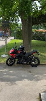 Aprilia Tuono 125cc in Rot-Schwarz  - Aprilia Motorräder in Köln