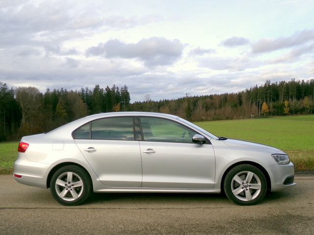 Volkswagen Jetta VI 1,4 Comfortline Automatic, TÜV 11/26..!