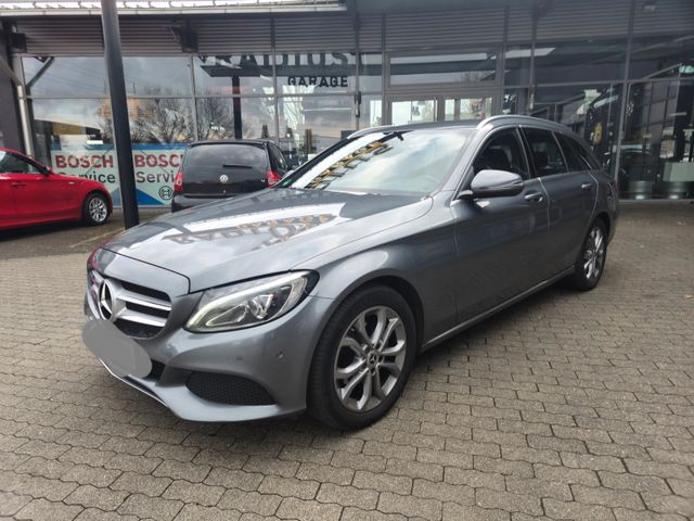 Mercedes-Benz C 180d BlueTec"AVANTGARDE"NAVI/LEDER/PDC/LED/EU6