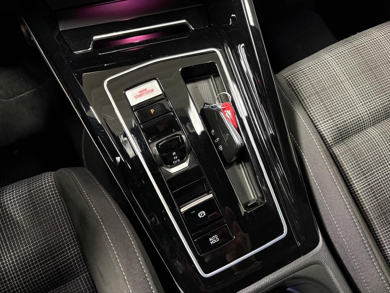 Volkswagen Golf VIII GTD 2.0 TDI DSG MATRIX-LED RFK NAVI AC, миниатюра 21