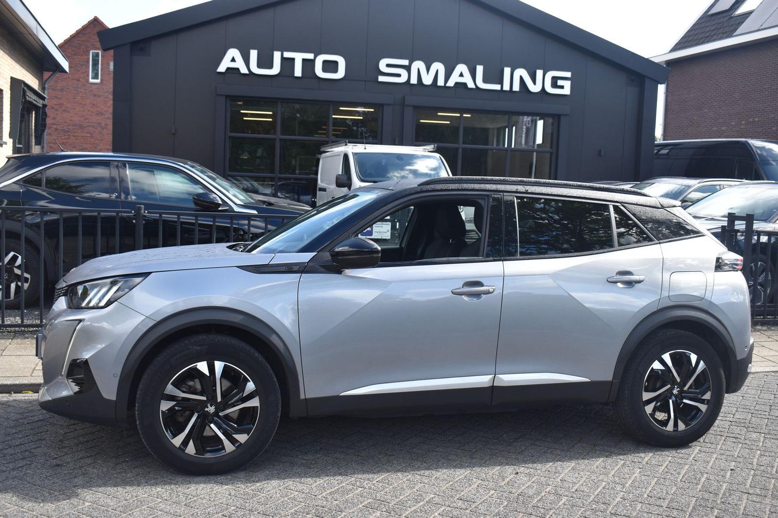 Peugeot e-2008 50Kwh EV GT 136Pk 3FASE 88% SOH *Navi/Cli