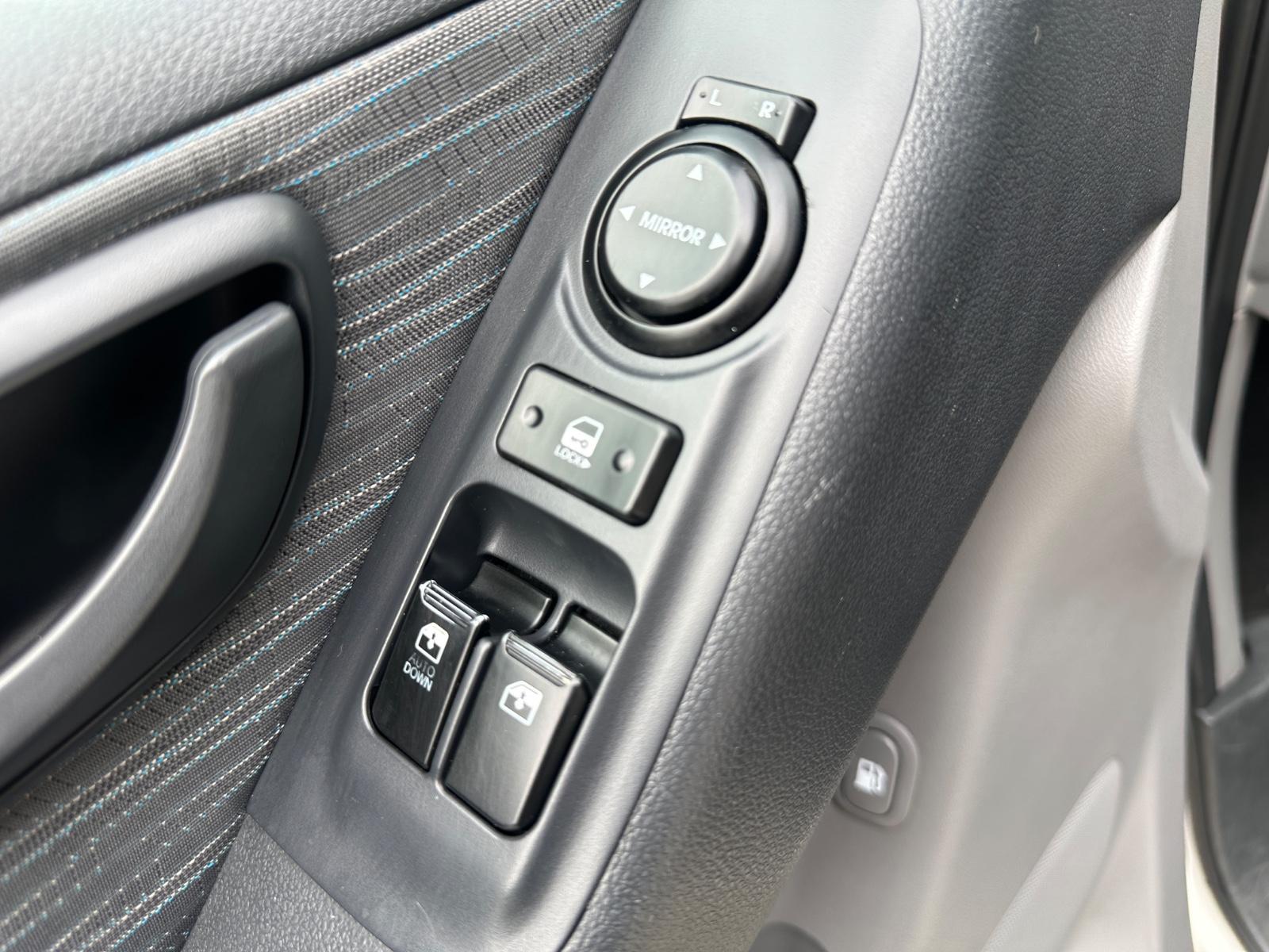 Hyundai H-1 Kasten*TÜV NEU*Doppel.Schiebetür*Elektr.Fen*