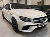 Mercedes-Benz E63S 4Matic+ *Keramik*CarbonEXT*HUD*360*Massage* - gebrauchte Mercedes-Benz E 63 AMG aus dem Jahr 2020