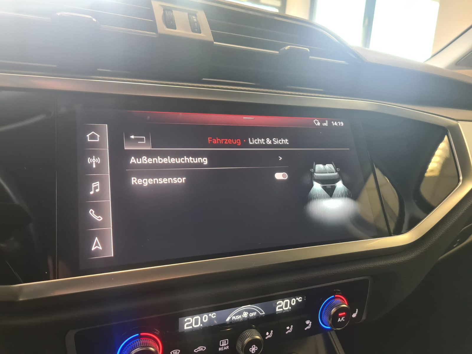 Fahrzeugabbildung Audi Q3 35 TFSI / LED / NAVI / AHK / VIRTUELL