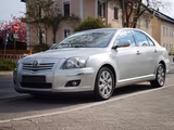 Toyota Avensis 1.8 VVT-i 1.Hand SuperZustand Navi - silberne Toyota Avensis
