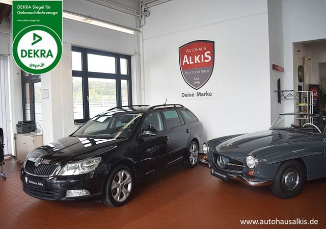 Skoda Octavia Combi 1.6 Elegance+Navi+Sitzheiz.+Garant