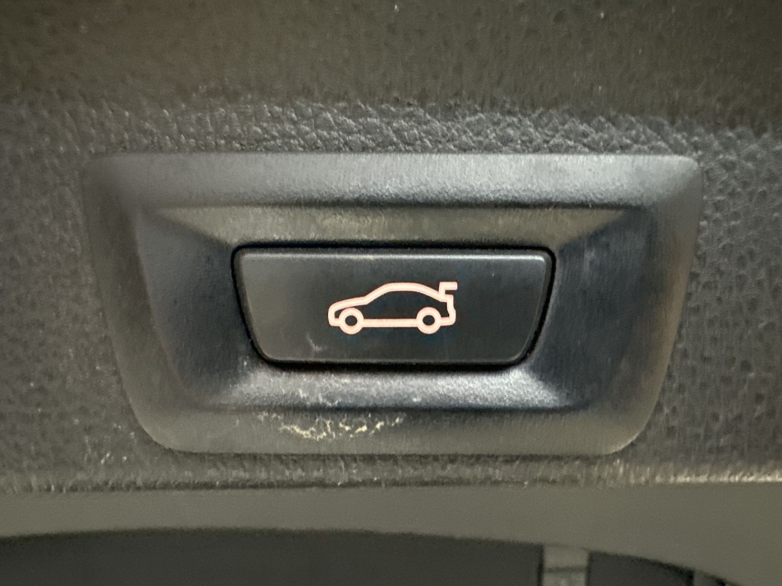 Fahrzeugabbildung BMW 435d Gran Coupé xDrive M-Sport NAV+LED+AHK+KAM+H