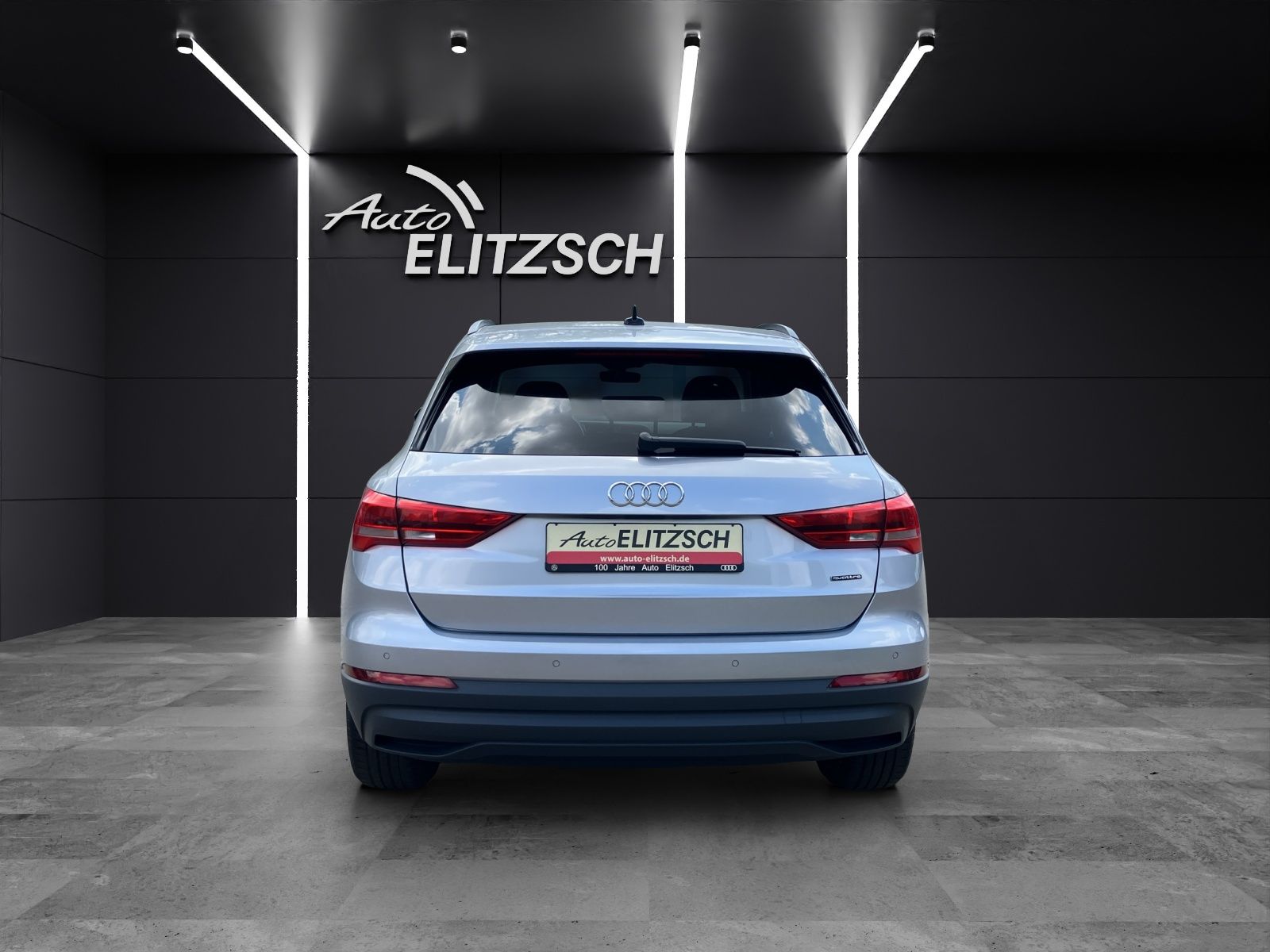 Fahrzeugabbildung Audi Q3 40 TFSI quattro S-tronic LED 18" AVC SHZ