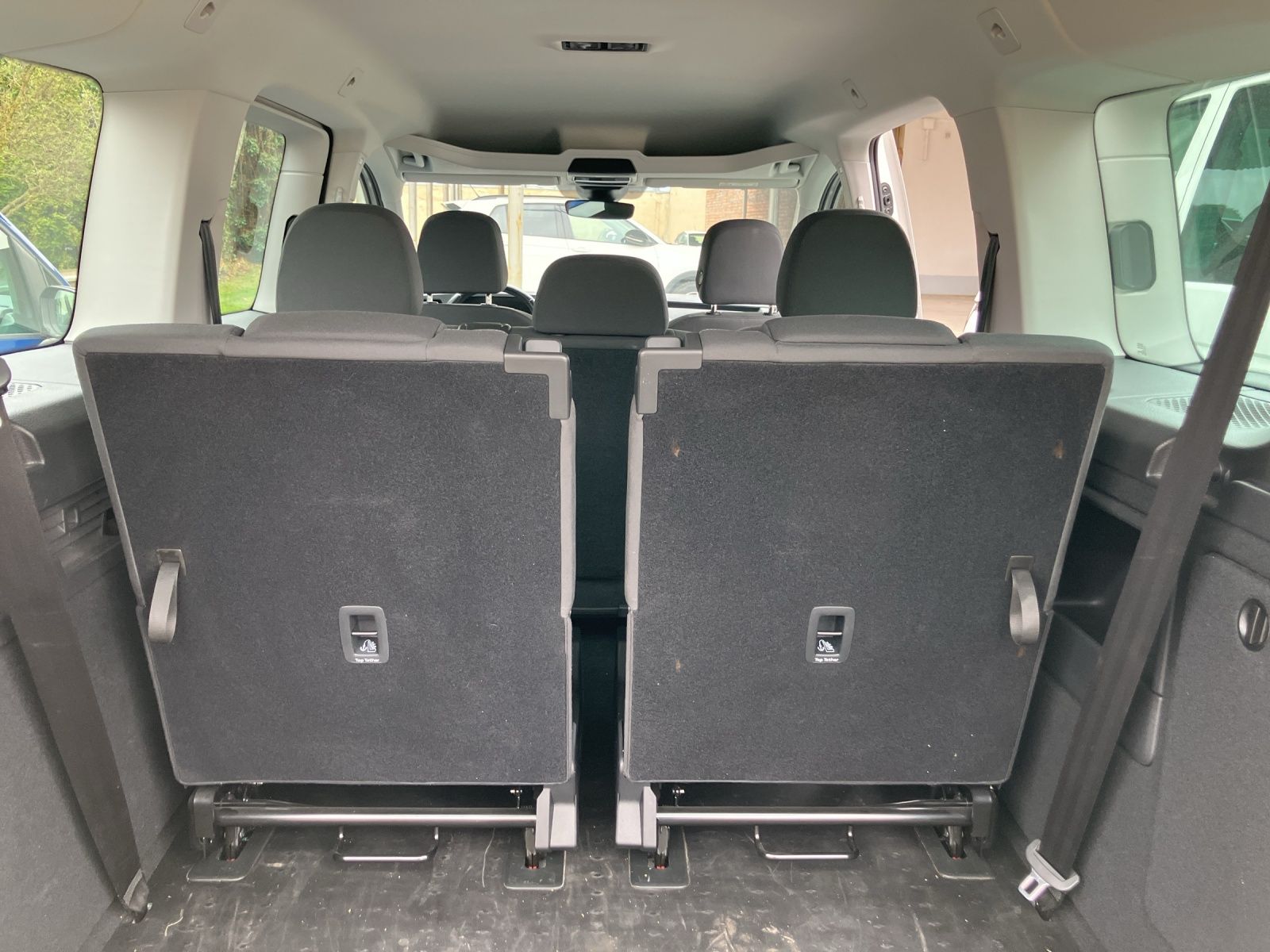 Fahrzeugabbildung Volkswagen Caddy TDI Life Maxi LED Klima SHZ PDC DAB+