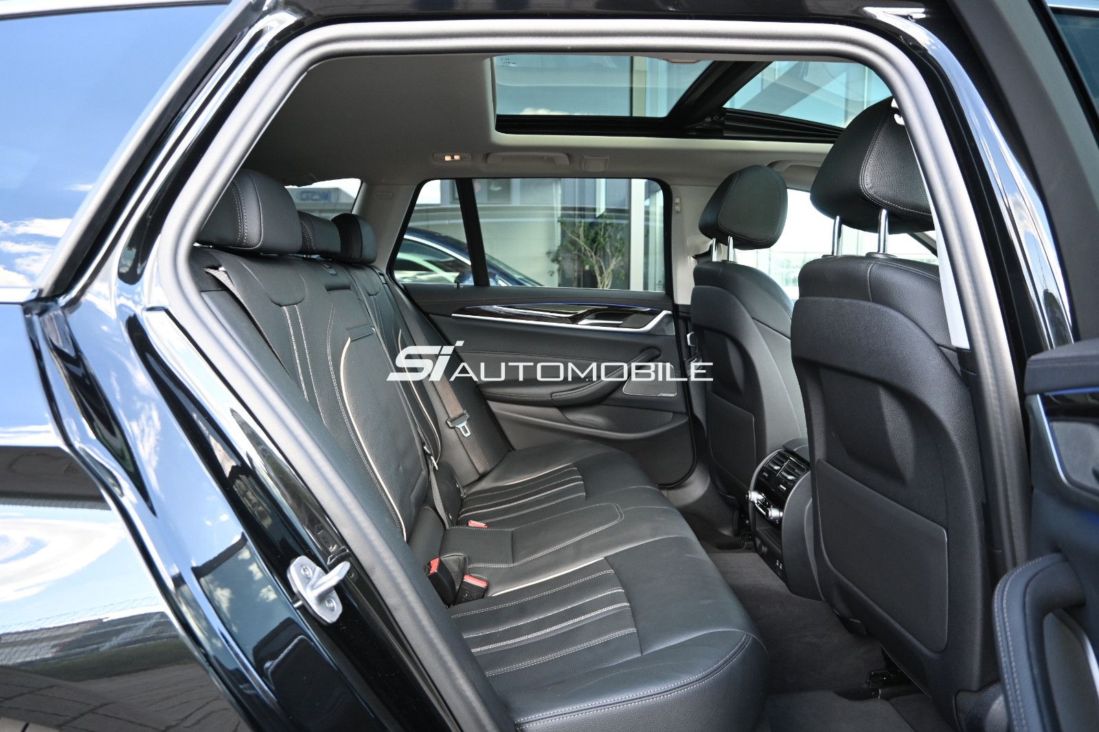 Fahrzeugabbildung BMW 530d xDr. Touring Luxury °UVP 95.800€°ADAP.DRIVE