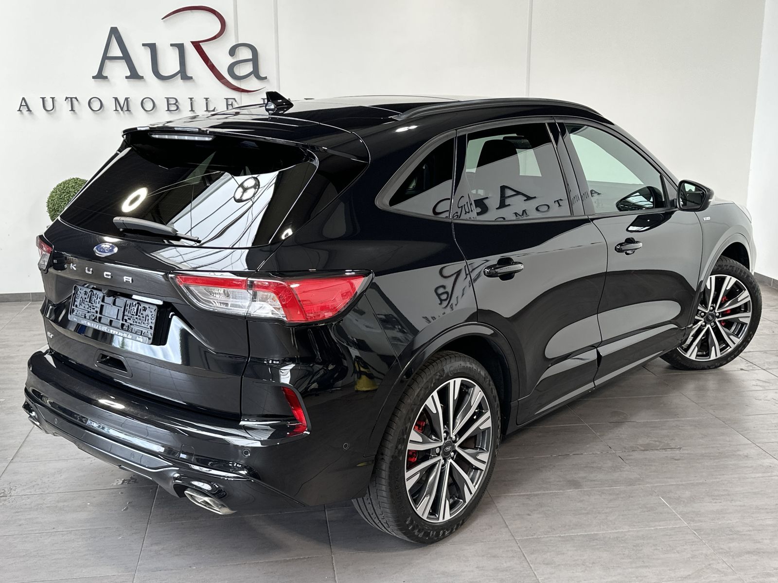 Fahrzeugabbildung Ford Kuga 2.0 EB 4x4 Aut. ST-Line X NAV+LED+PANO+AHK