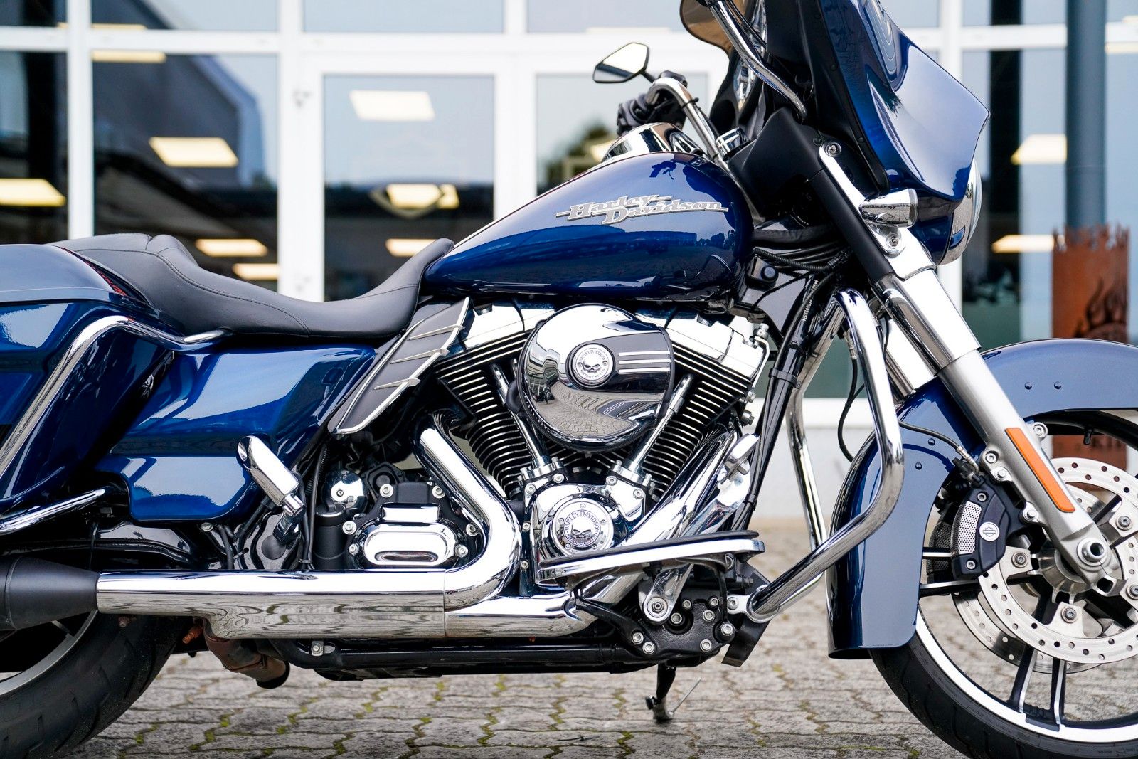 Fahrzeugabbildung Harley-Davidson FLHX Street Glide 103 cui - Jekill -