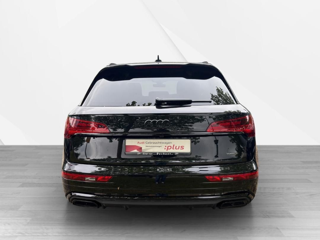 Fahrzeugabbildung Audi Q5 TFSI e S line Q5 business 55 TFSI e quattro S
