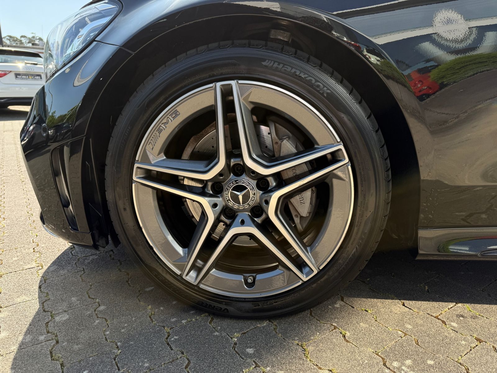 Fahrzeugabbildung Mercedes-Benz C200 AMG-Line LED NAVI ALU