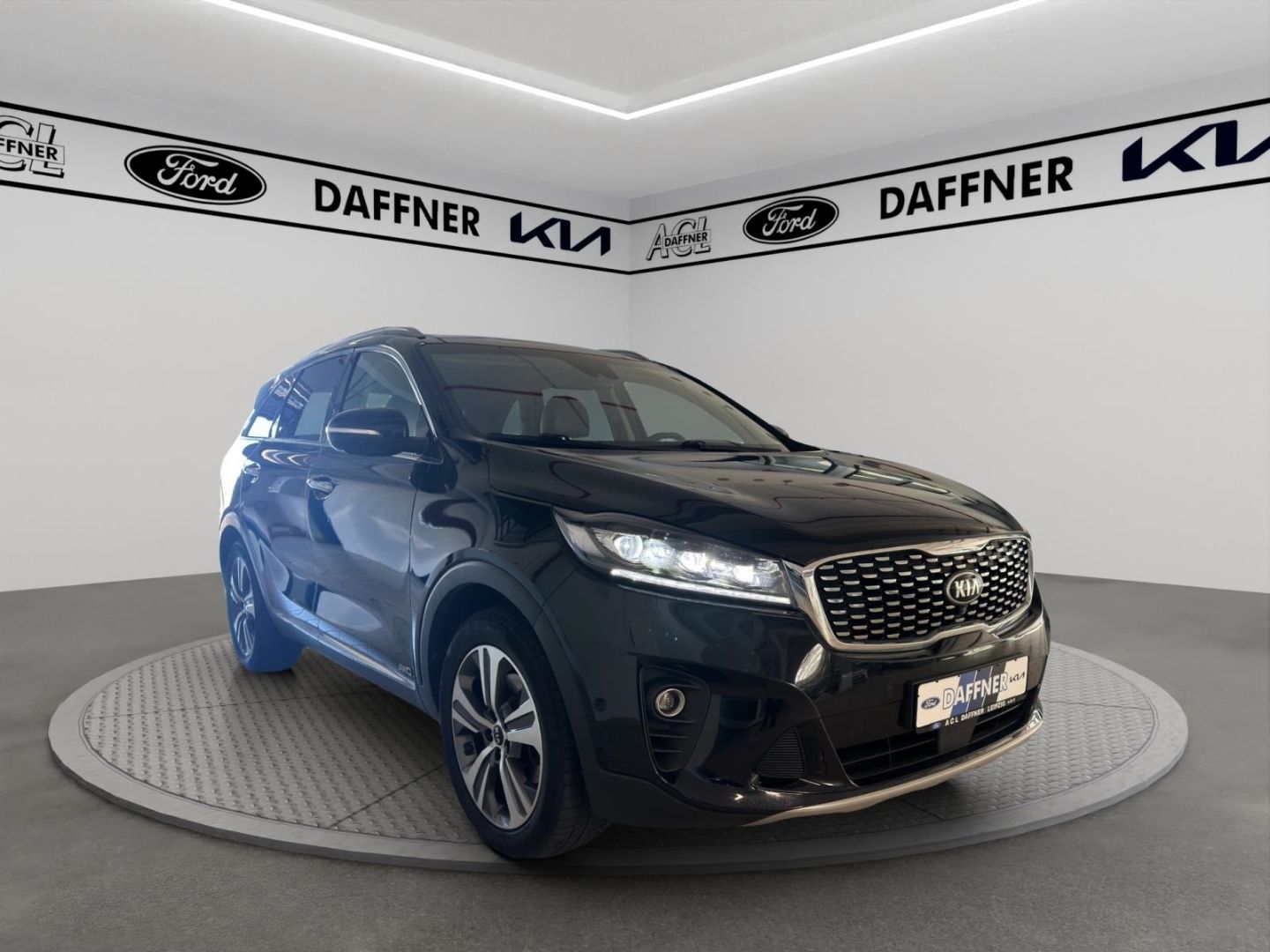 Fahrzeugabbildung Kia Sorento Platinum Edition 4WD HUD PANO 360 Kamera