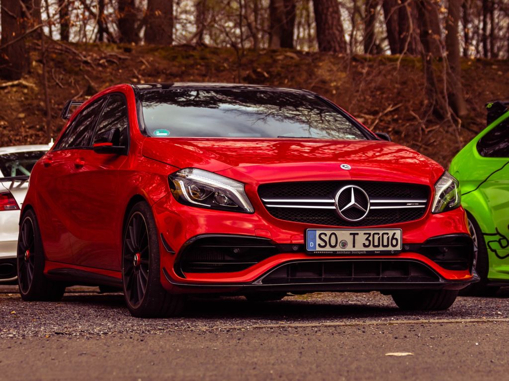 Mercedes-Benz A 45 AMG