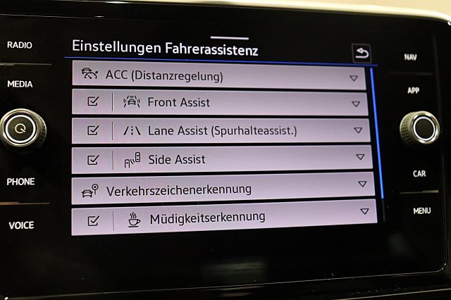 T-Roc R-Line 1.5 TSI DSG ActiveInfo EasyOpen Kam