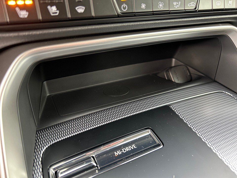 Fahrzeugabbildung Mazda CX-60 3.3L eSKY-D 254ps AT AWD HOMURA PLUS BOSE+