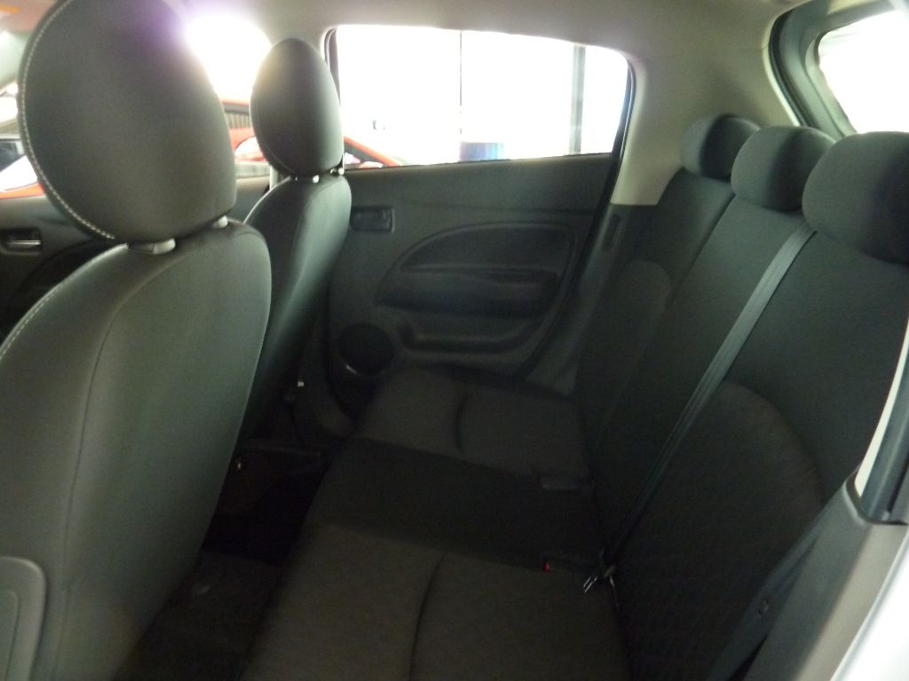 Fahrzeugabbildung Mitsubishi Space Star Select+ 1.2 MIVEC ClearTec 5-Gang