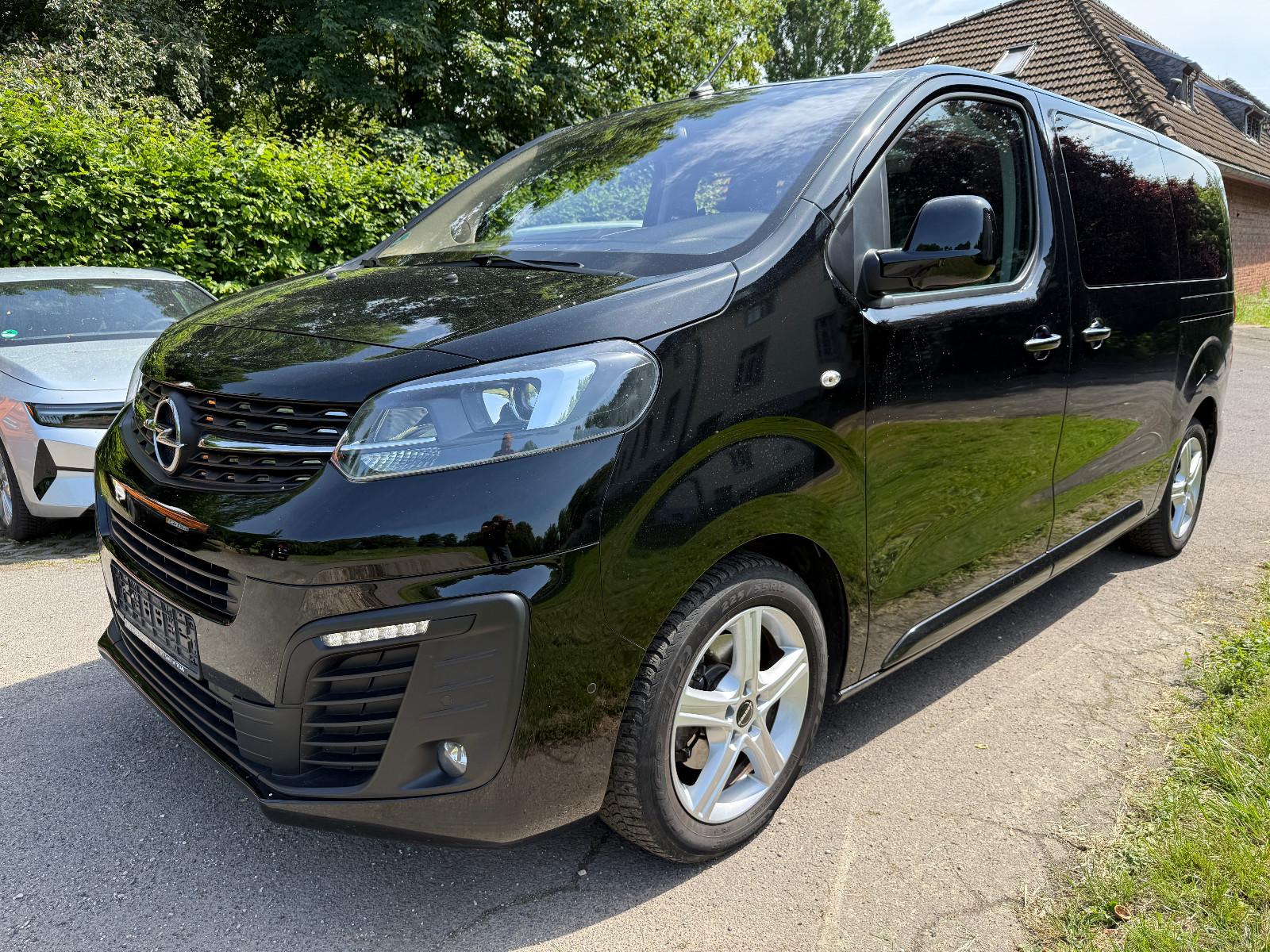 Opel Zafira Life Tourer M 6 Sitzer Navi Alu
