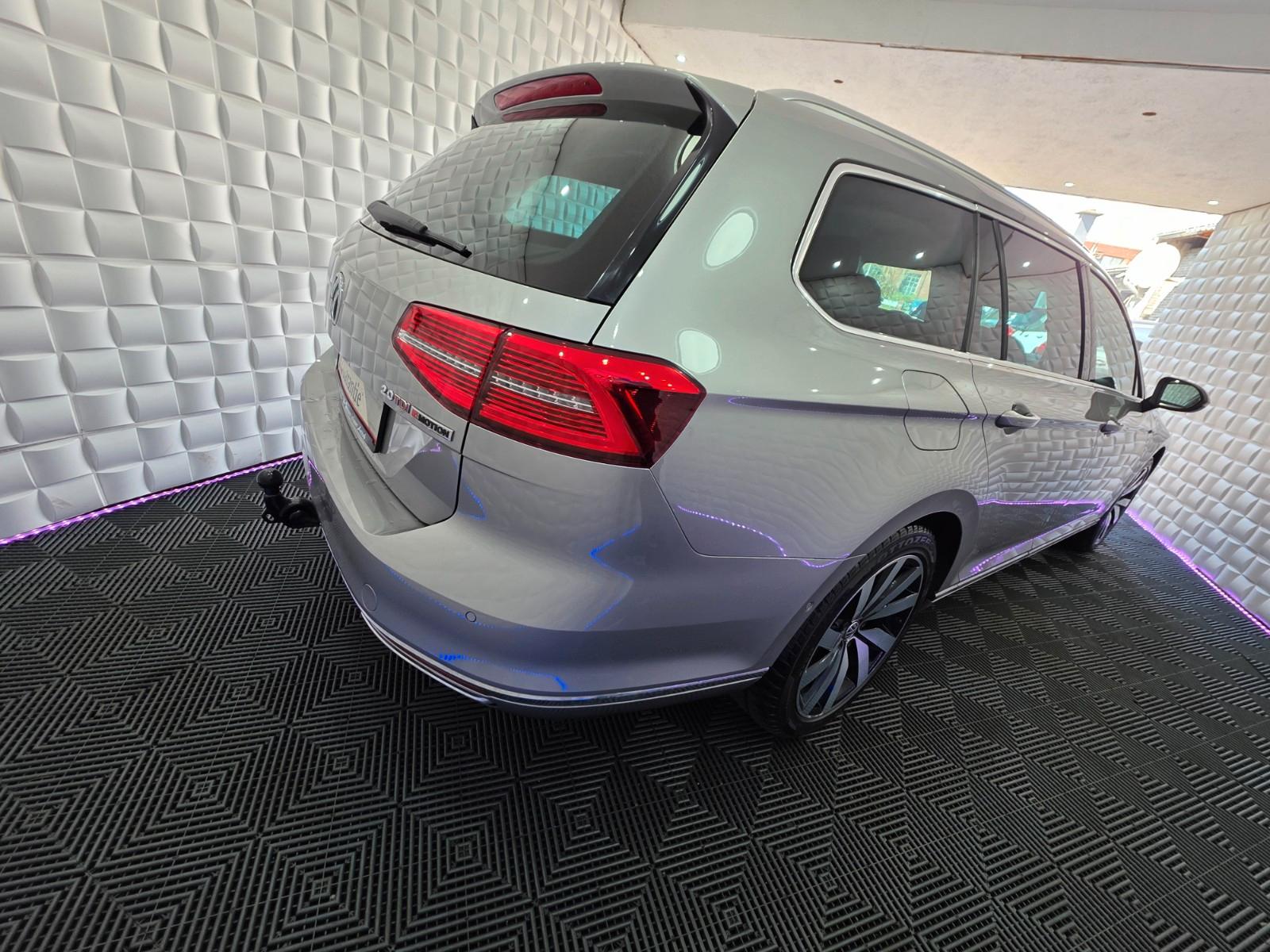 Volkswagen Passat Variant Highline BMT 4Motion*DSG*Kamera*