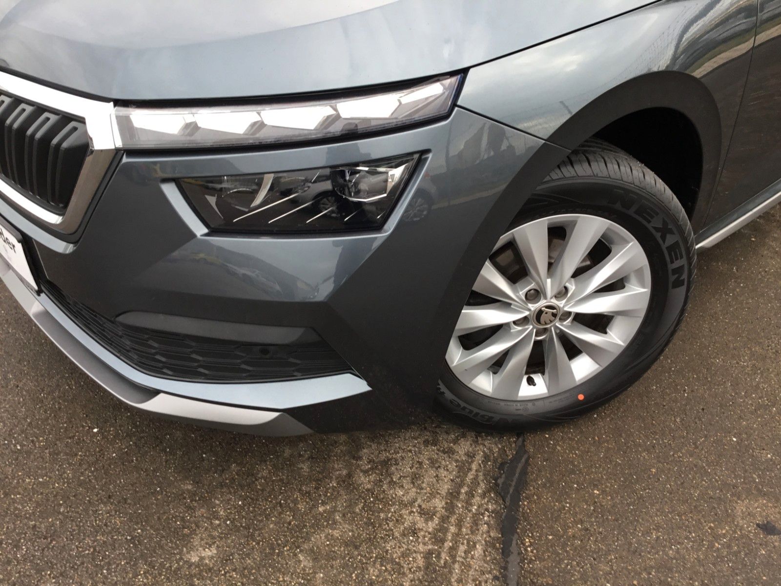 Fahrzeugabbildung SKODA Kamiq 1.6 TDI Style+AHK+LED+Kamera+Navi
