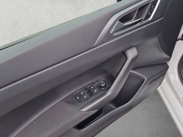 Taigo R-Line 1.5 TSI DSG, IQ.LIGHT, Navi