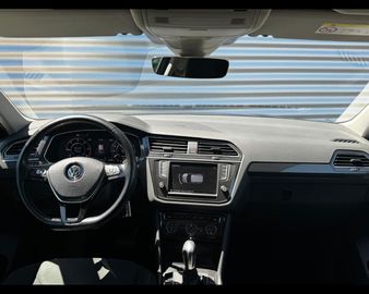 Volkswagen Tiguan - 5