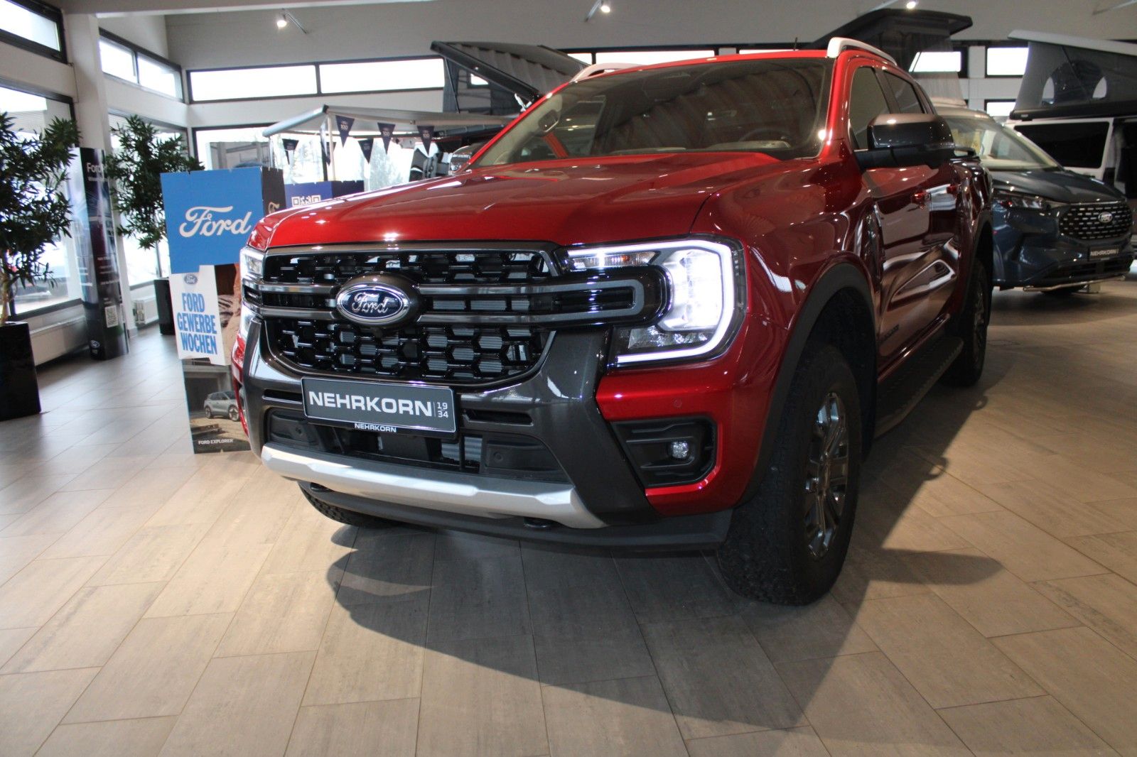 Fahrzeugabbildung Ford Ranger Wildtrak Automatik AHK LED STANDHEIZUNG