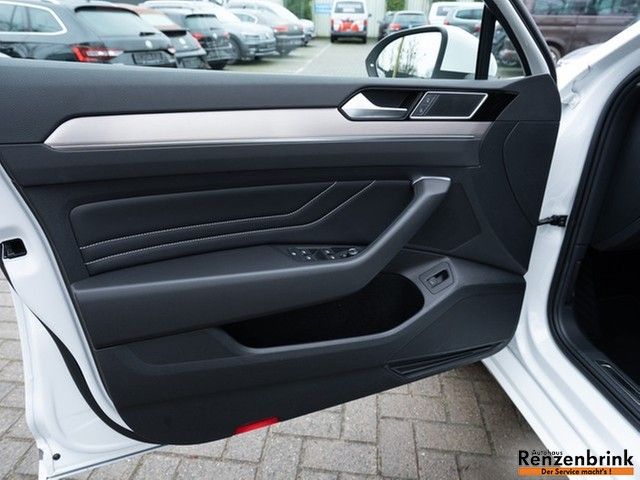 Passat Variant Elegance TDI DSG Matrix AHK Kam.
