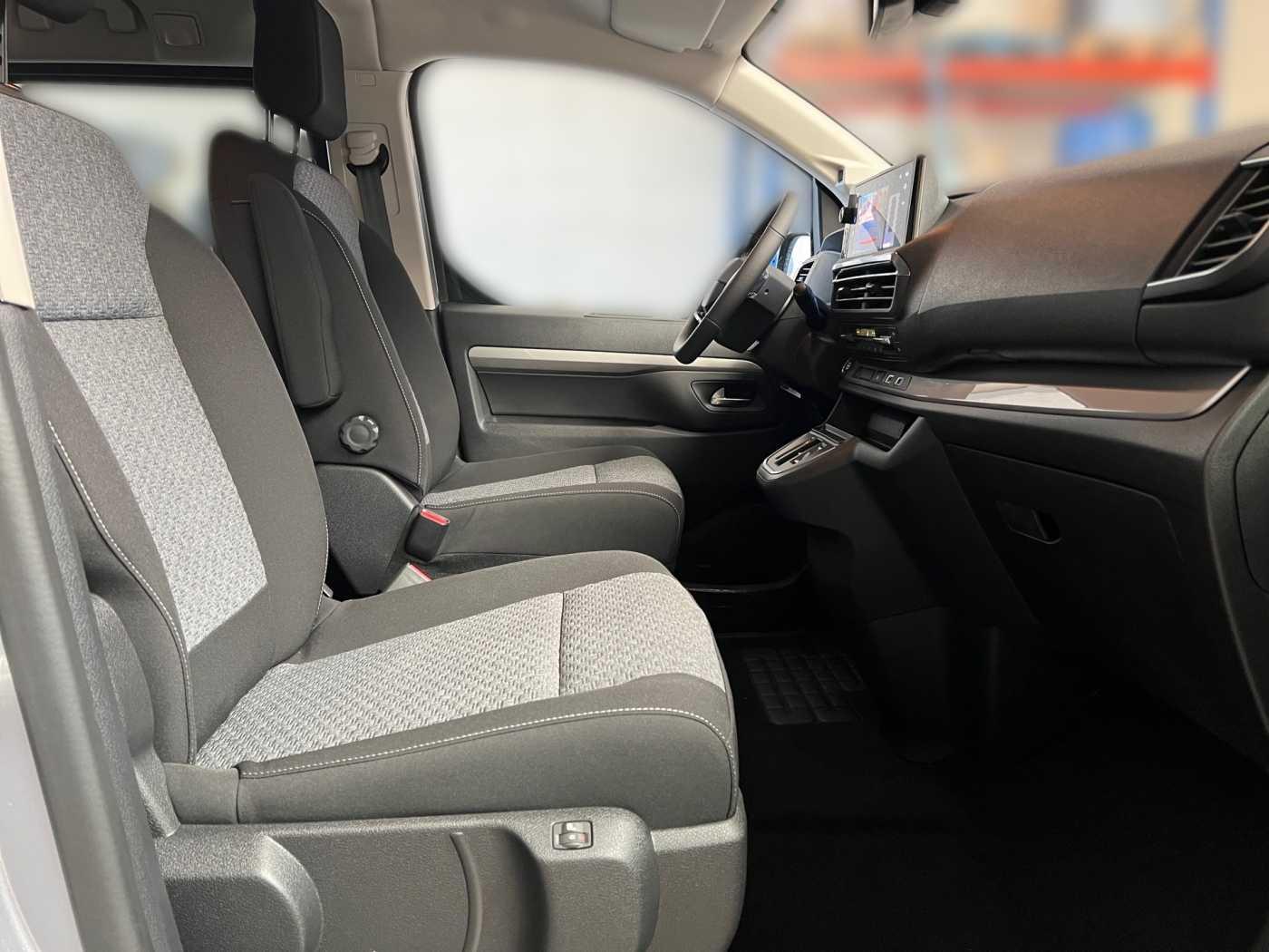 Toyota Proace Verso 2.2 D AT Teamplayer L1 8S NAVI