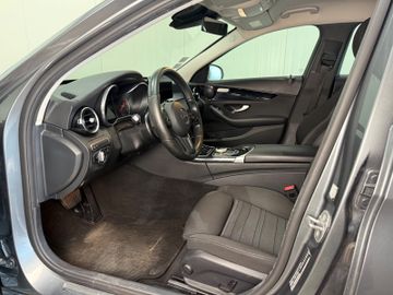 Mercedes C 300 - 11