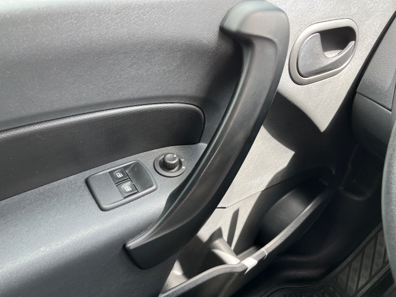 Fahrzeugabbildung Mercedes-Benz Kasten 109 CDI lang*AHK*SHZ*