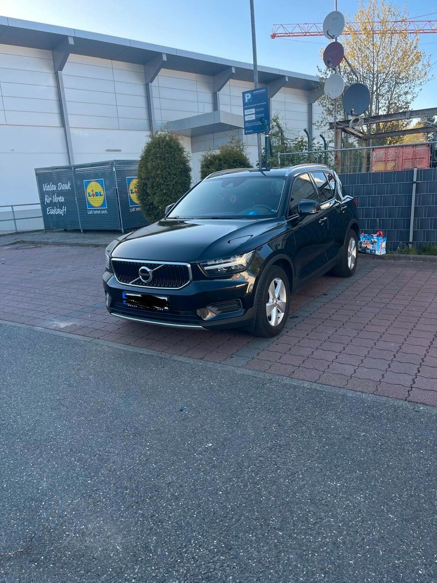 VOLVO XC 40