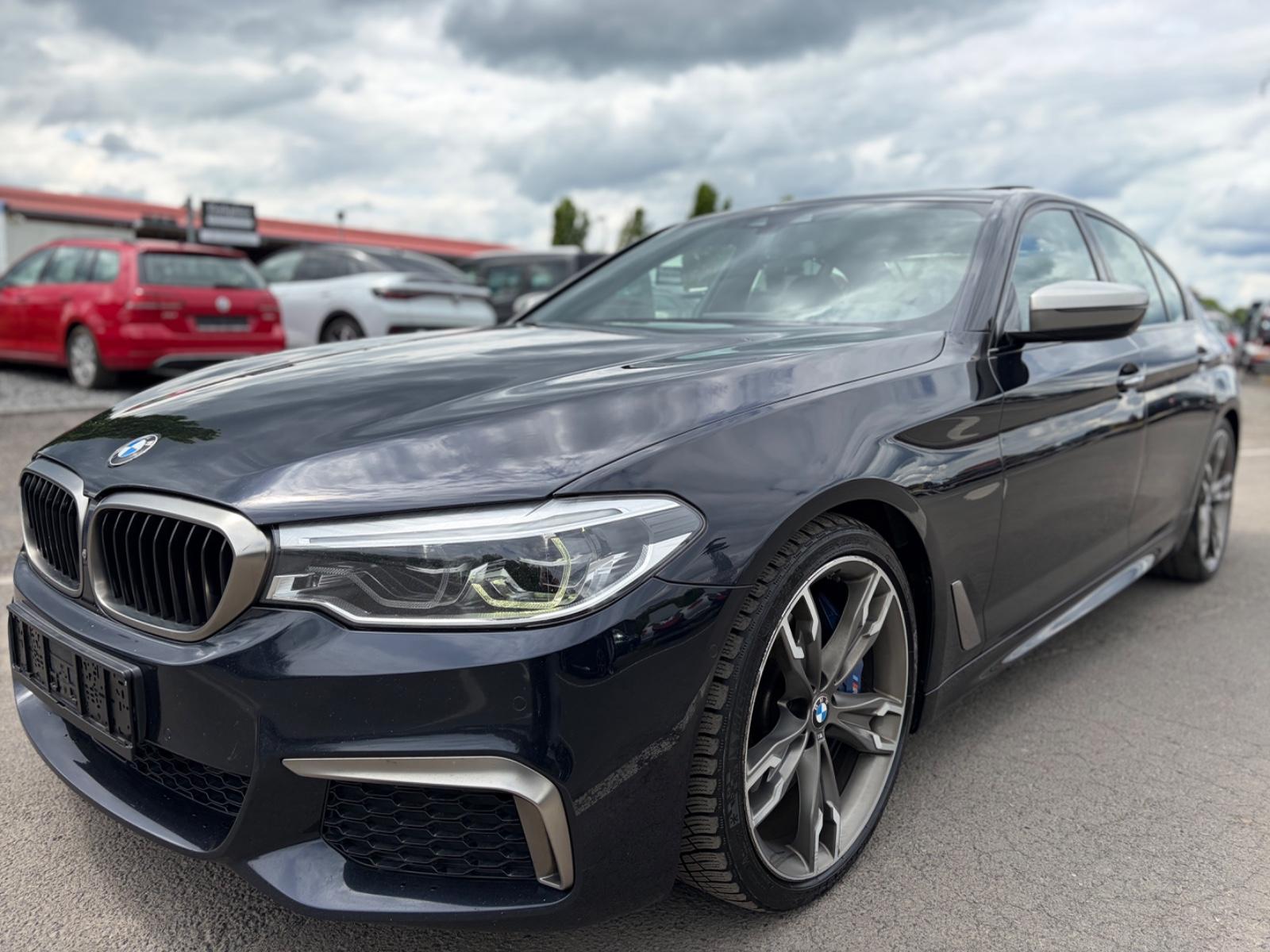 BMW M550 d xDrive/SHD/HUD/KEYLESS/360*/SOFT/VOLL