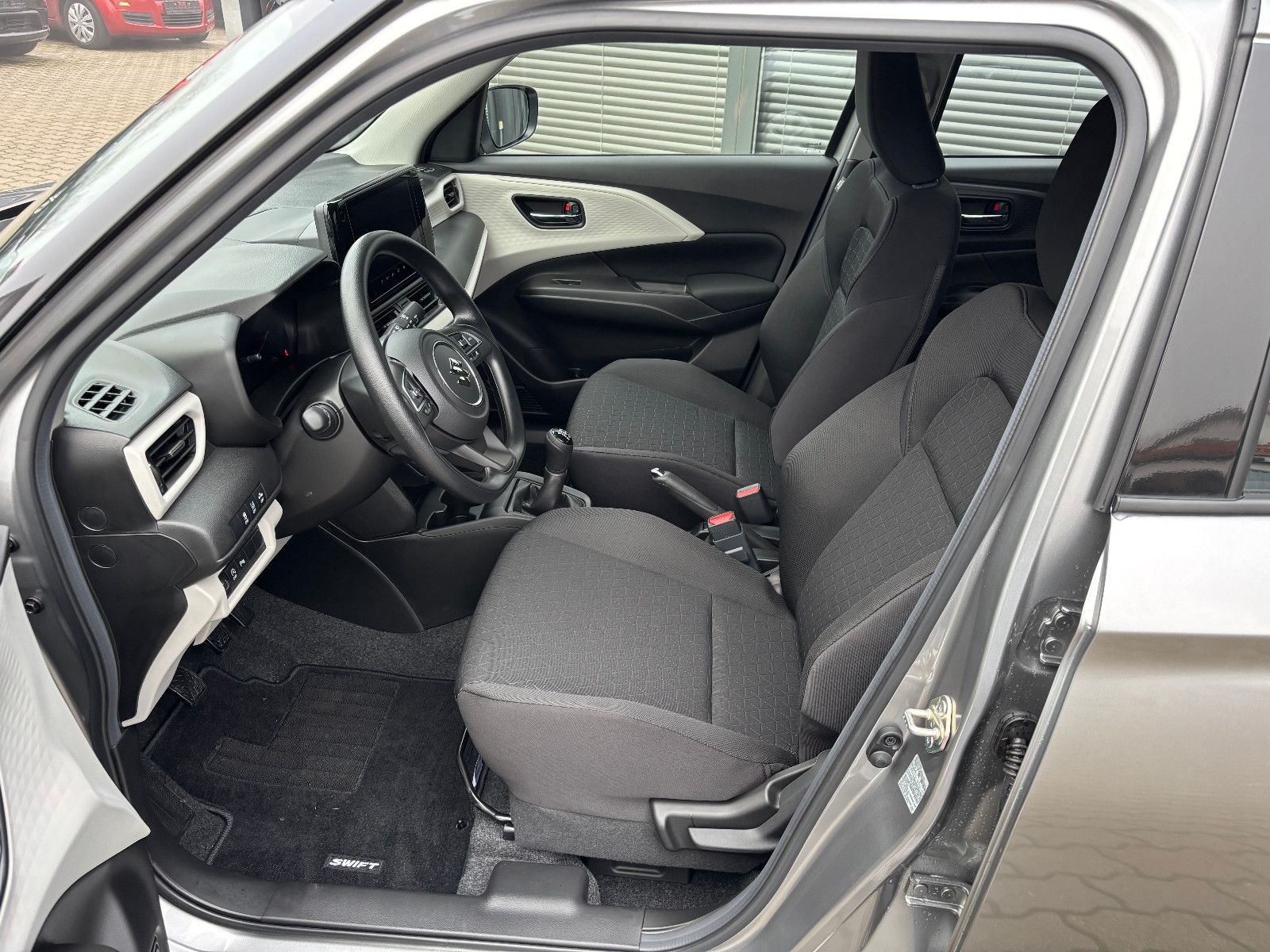 Suzuki Swift - Bild 7