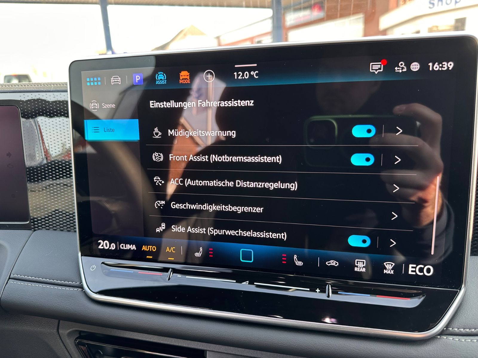 Fahrzeugabbildung Volkswagen Tiguan Life 1.5 e-Hybrid DSG ACC/APP/PDC/LED+