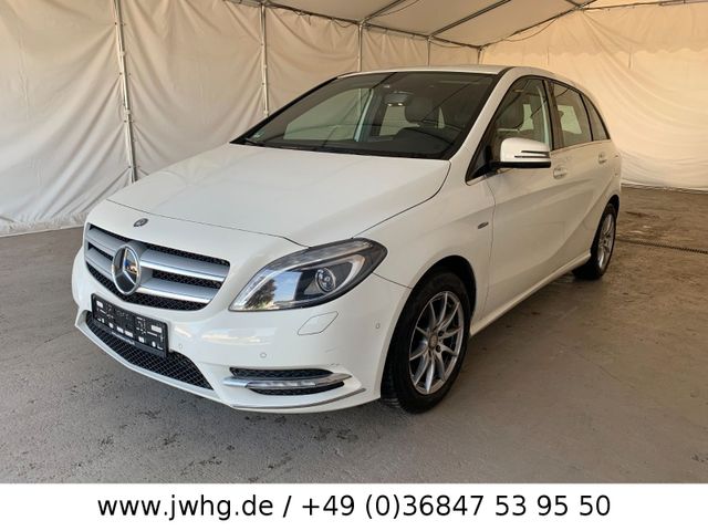 Mercedes-Benz B180 SPORT XENON NAVI PDC SHZ