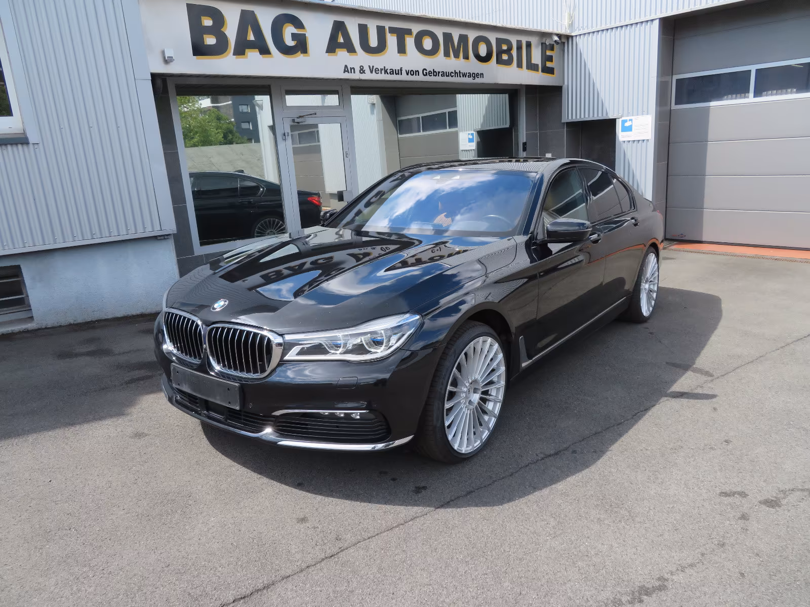 BMW 750 i XDrive+LASER+21 ZOLL+GSD+ALCANTARA+VOLL