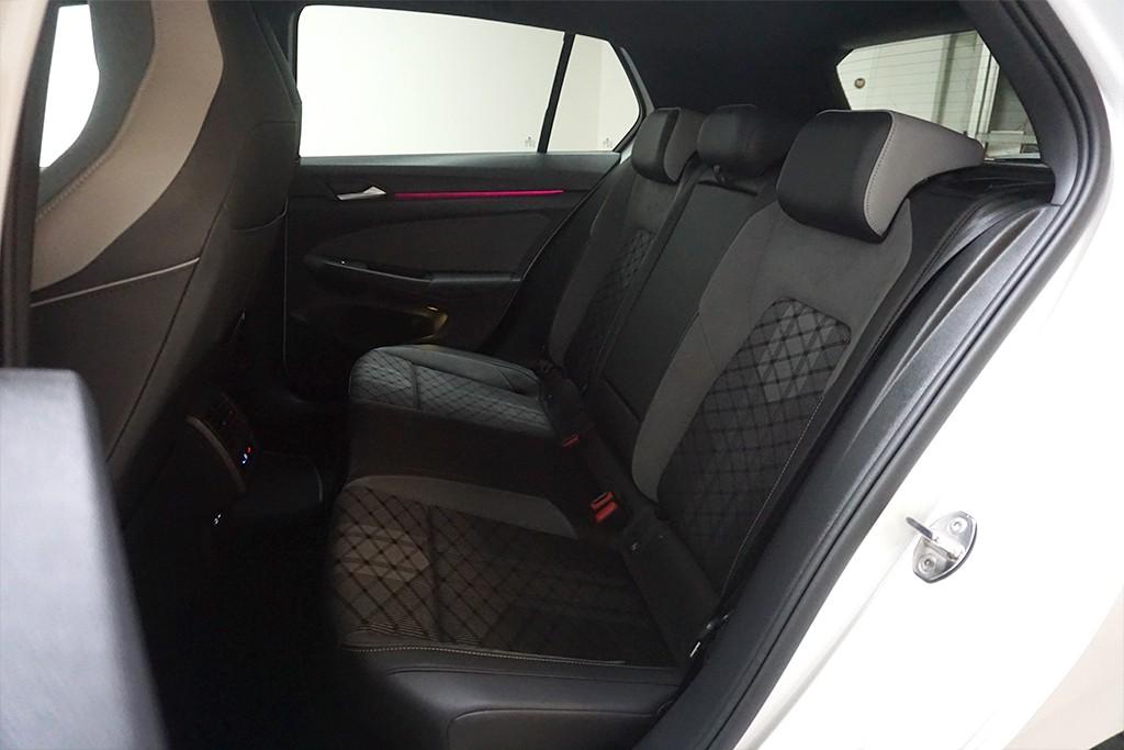Volkswagen Golf 8 1.5eTSI DSG 2xR-Line Virtual AHK, миниатюра 15
