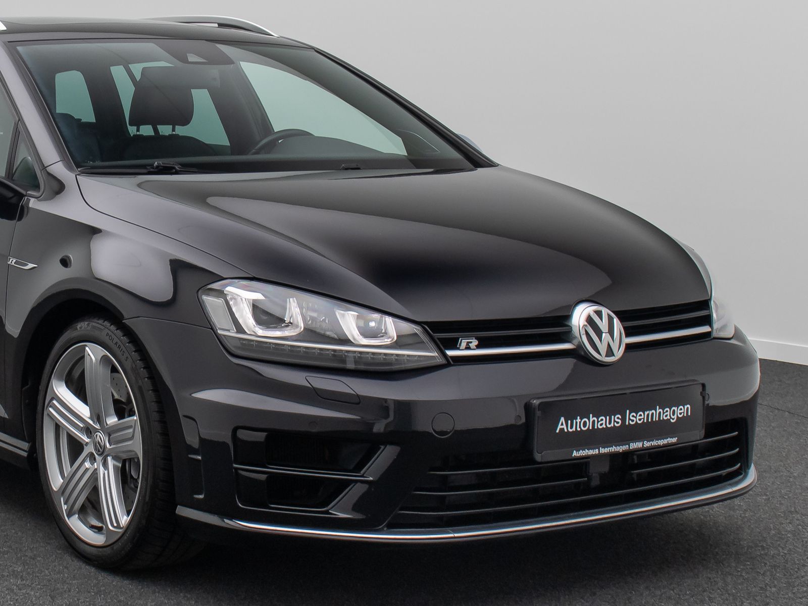 Fahrzeugabbildung Volkswagen Golf R BMT 4Motion Kamera ACC DYNAUDIO Panorama