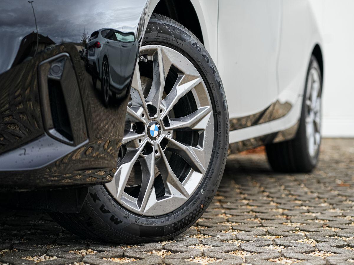 BMW 1 Series AHK Panoramadach Sportsitze Navi ParkAssist, миниатюра 3