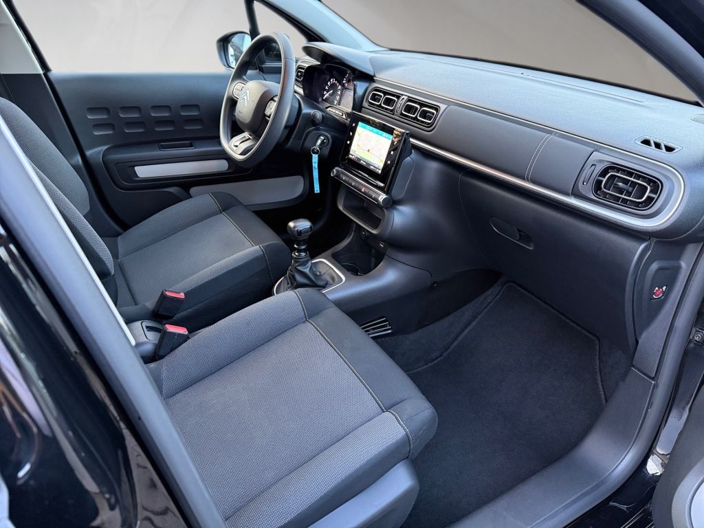 Fahrzeugabbildung Citroën C3 Pure Tech 110 S&S C-SERIES Navi*Allwetterr