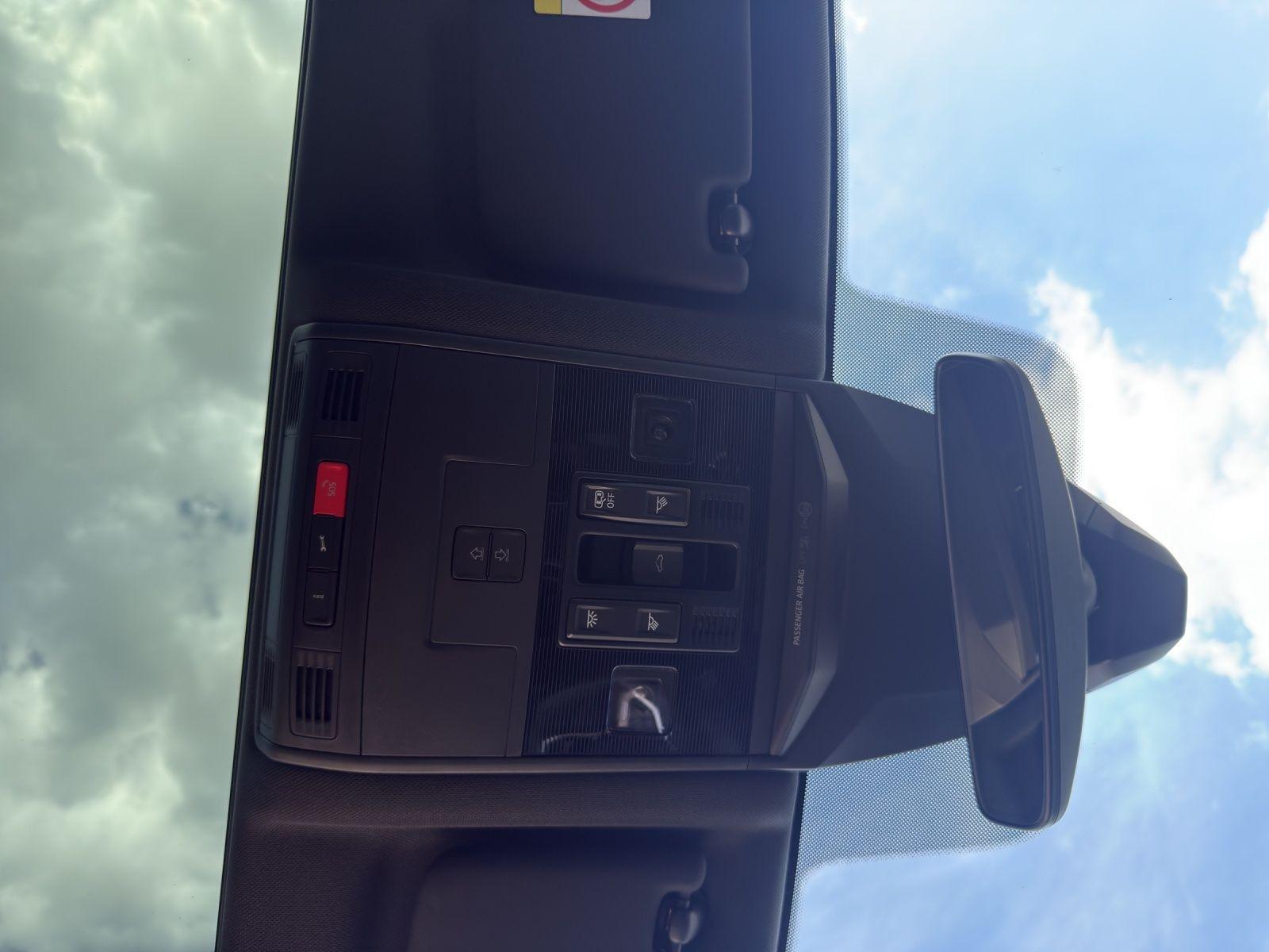 Volkswagen T-Roc R-Line 1.5 l TSI OPF 110 kW (150 PS) 7-Gan, миниатюра 17