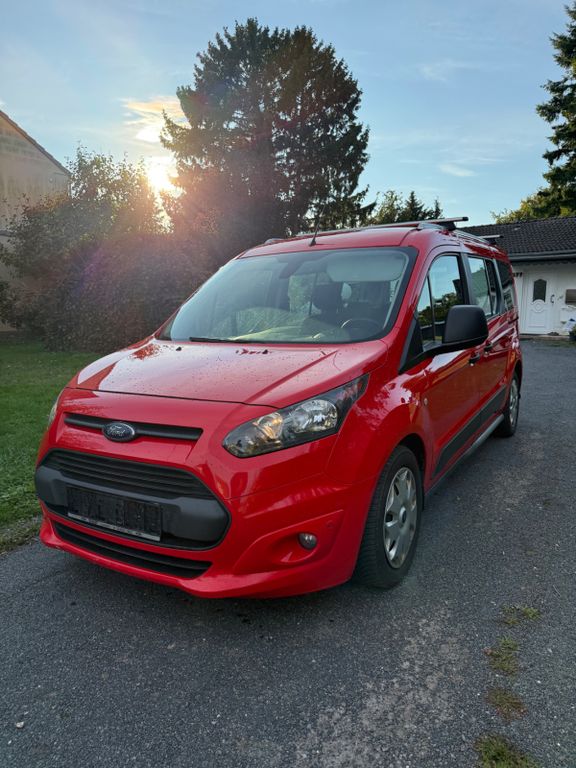Image of Ford Grand Tourneo